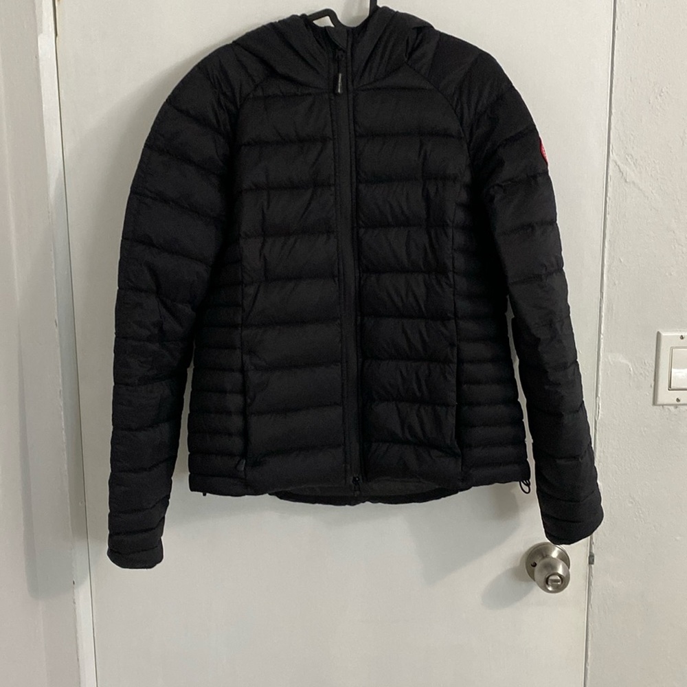 Authentic Canada goose jacket - women’s size M